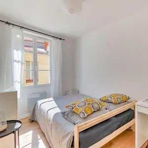 2 Bedroom In The Heart Of Appartement