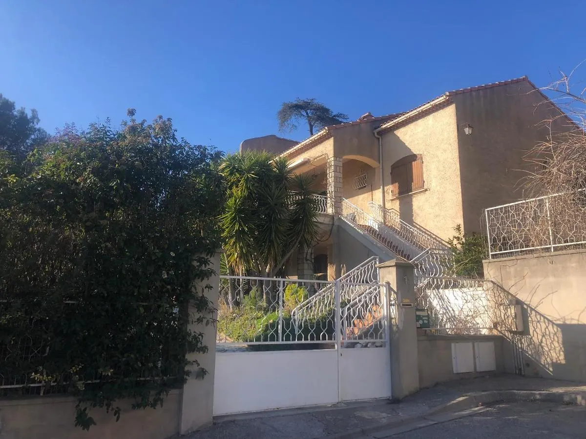 Une Terrasse A L'Estaque + Stationnement Apartment Marseille 0*,  France
